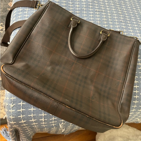 Burberry Tote with zipper closing short handles and shoulder strap - Picture 2 of 13